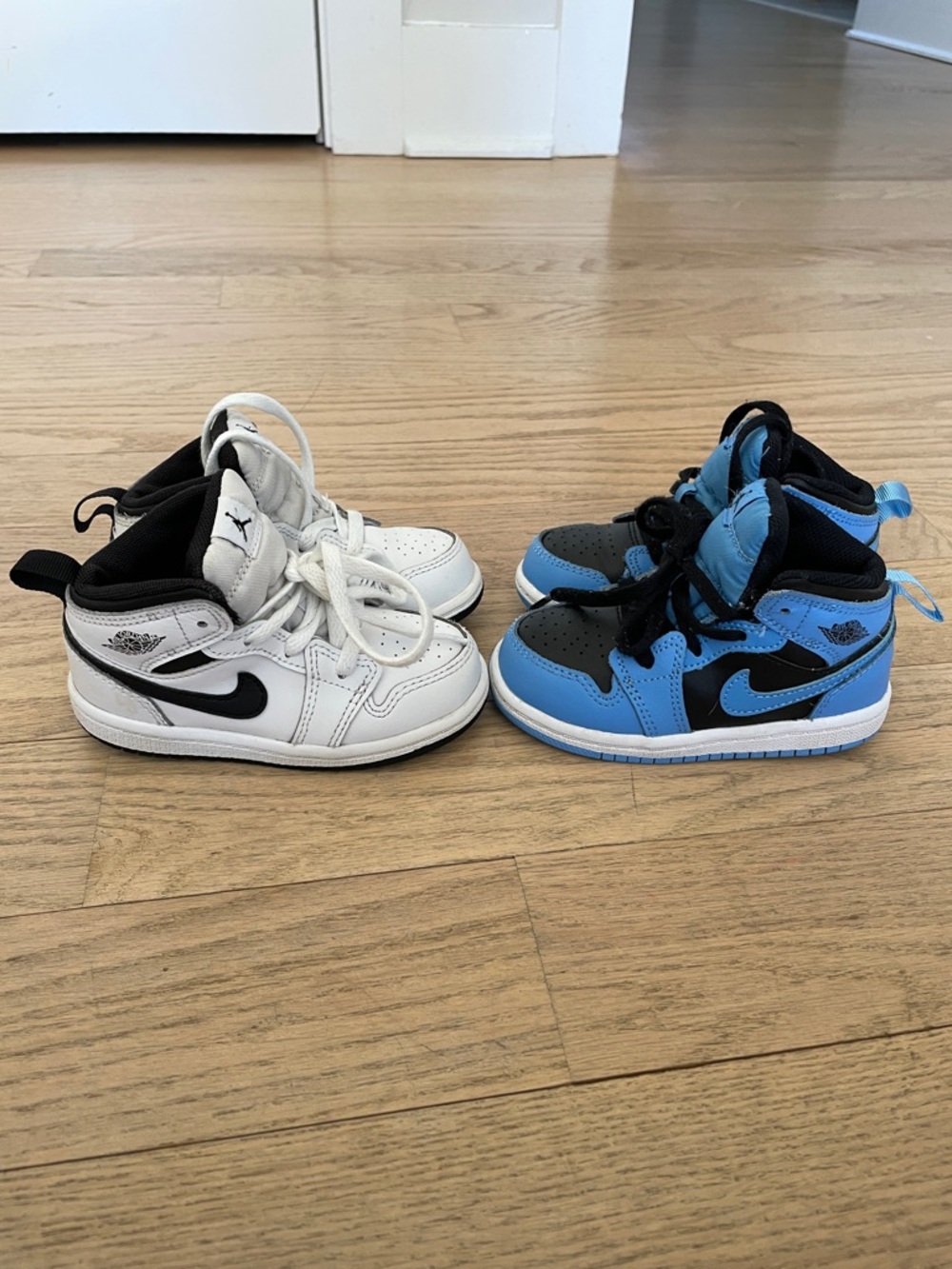 Nike Jordan Kids' High-Top Sneakers - White/Black & Blue/Black